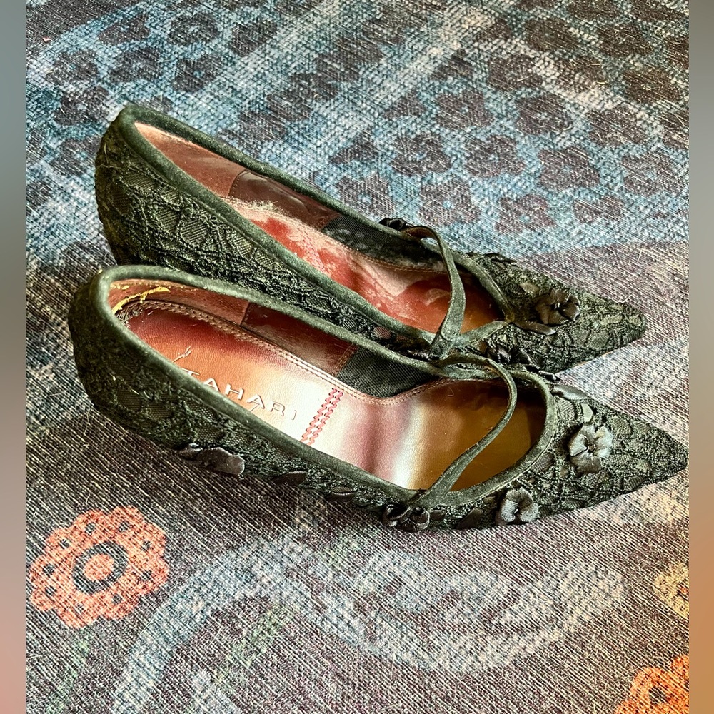 Tahari Black Lace Heels - Calliope - 7M